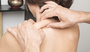 masaj pentru osteocondroză cervicală