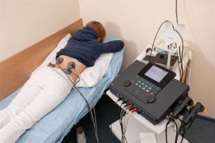 Electroforeza este numit pacienților pentru tratamentul de dureri de spate mai mici și ameliorarea procesului inflamator